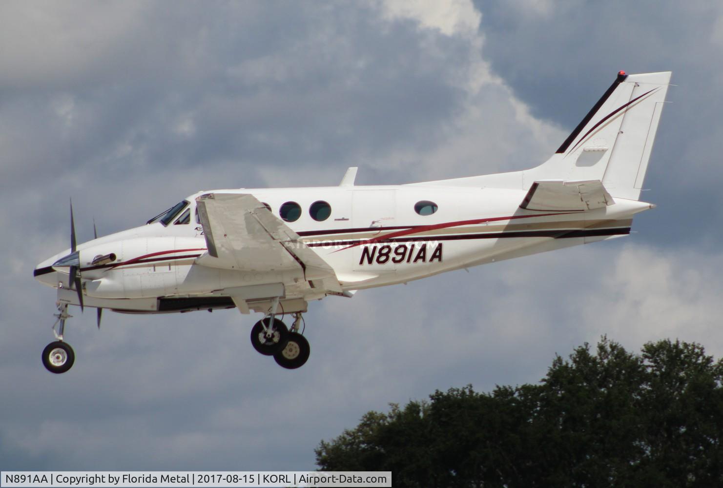 N891AA, 1989 Beech C90A King Air C/N LJ-1221, ORL spotting 2017