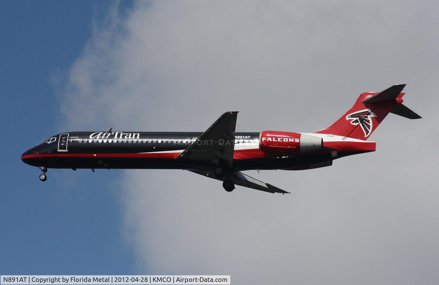 N891AT, 2004 Boeing 717-200 C/N 55043, MCO spotting 2012