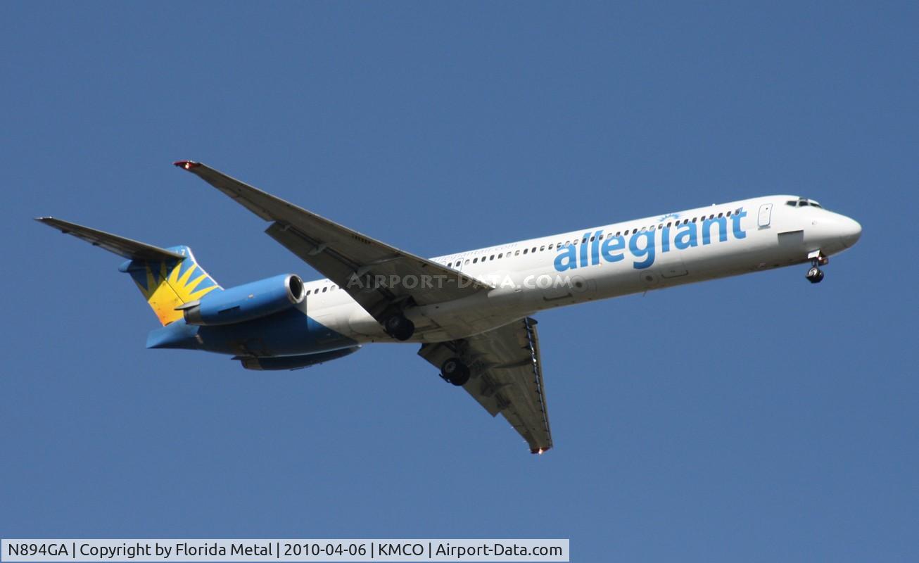 N894GA, 1988 McDonnell Douglas MD-82 (DC-9-82) C/N 49660, MCO spotting 2010