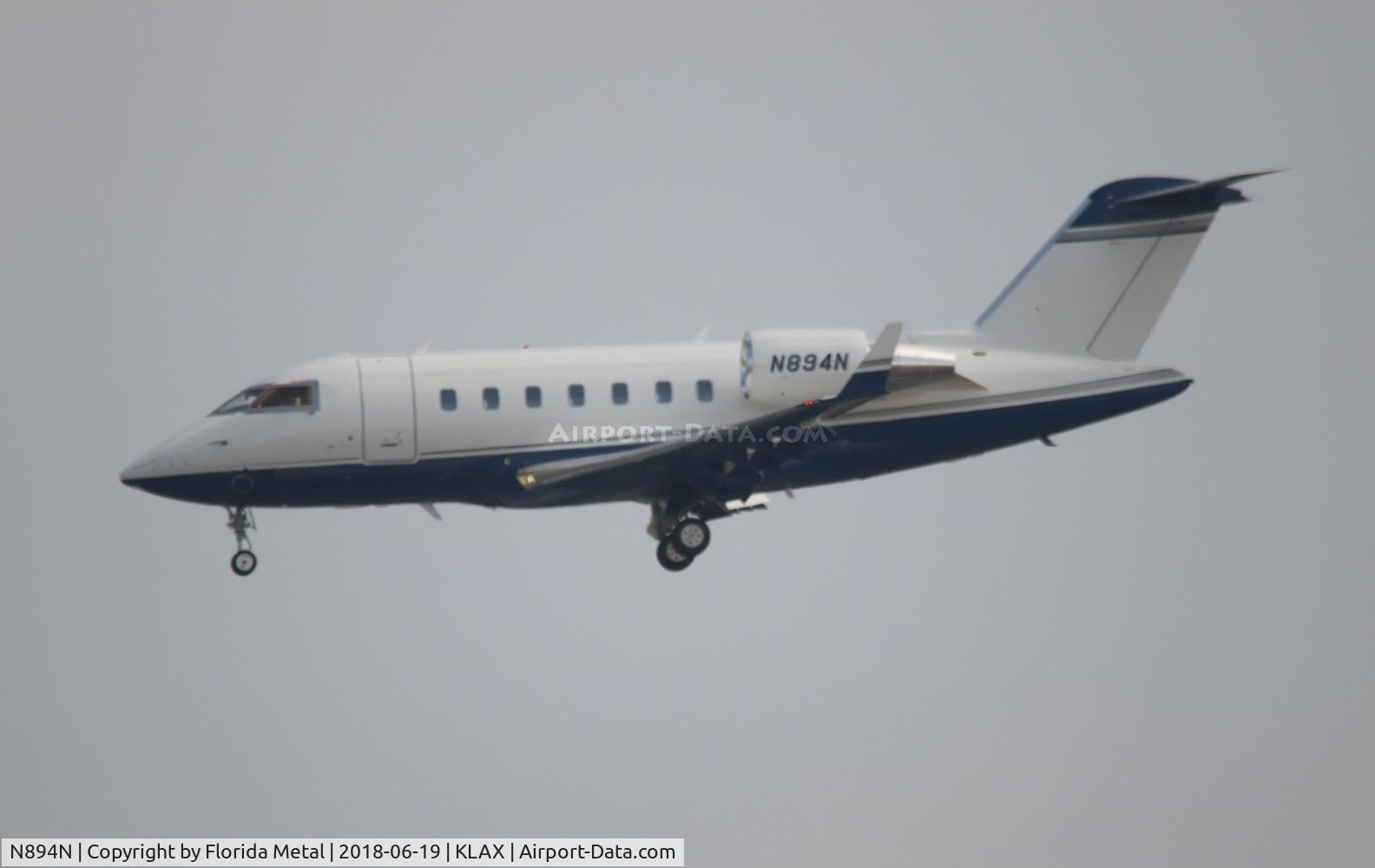 N894N, 2017 Bombardier CL-600-2B16 Challenger 650 C/N 6091, LAX spotting 2018