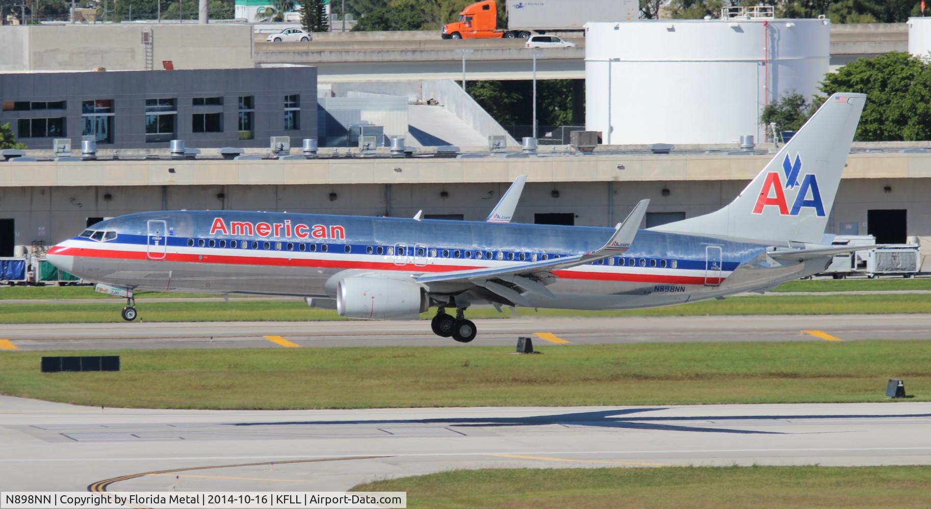 N898NN, 2012 Boeing 737-823 C/N 33225, FLL spotting 2014