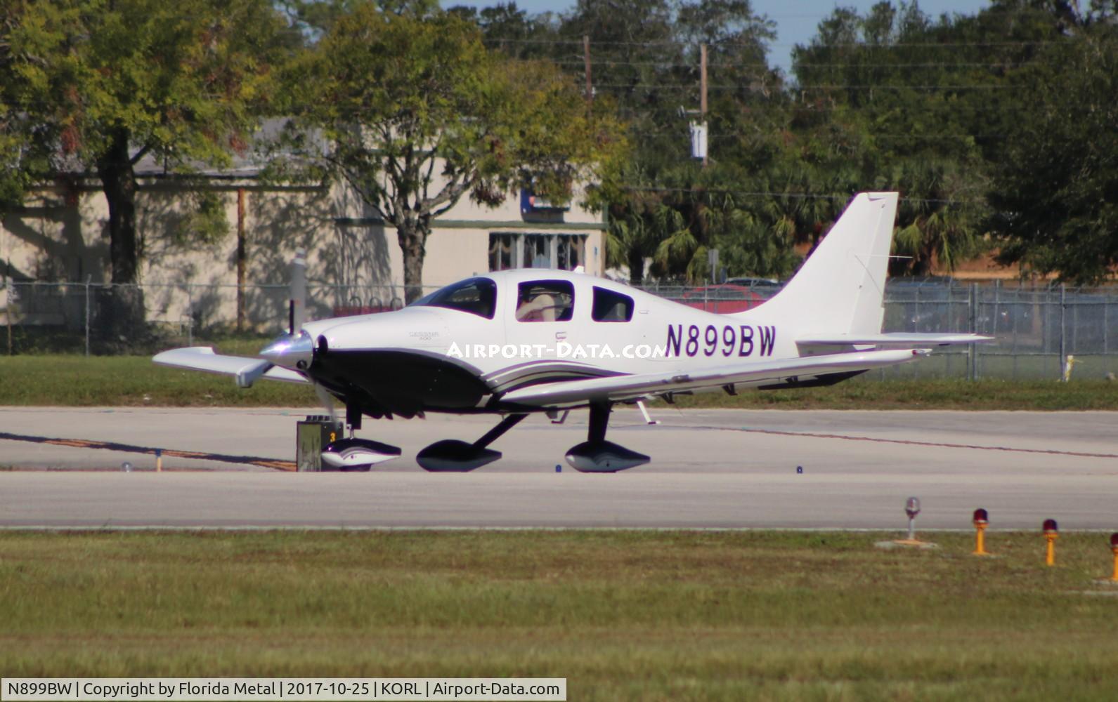 N899BW, 2006 Columbia Aircraft Mfg LC41-550FG C/N 41601, ORL spotting 2017