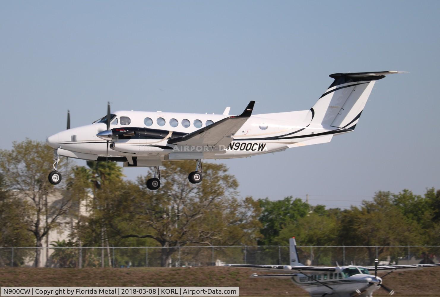 N900CW, 2013 Beechcraft 350 King Air C/N FL-835, ORL spotting 2018