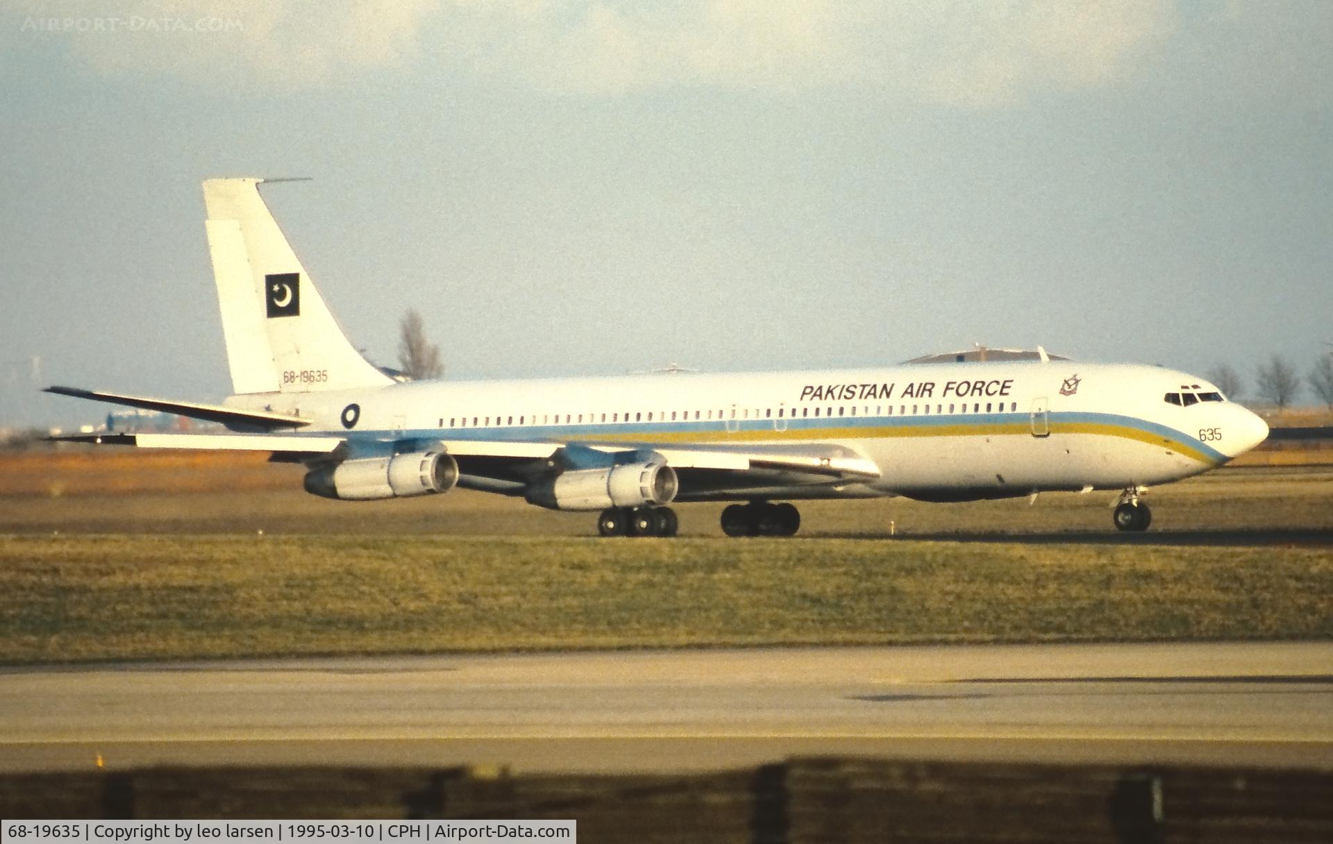68-19635, 1968 Boeing 707-351B C/N 19635, Copenhagen 10.3.1995