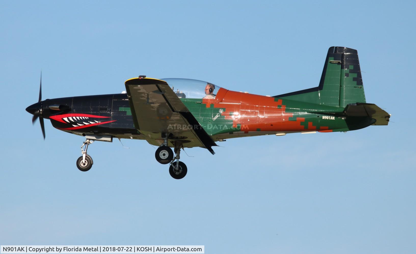 N901AK, 2000 Pilatus PC-7 C/N 616, EAA OSH 2018