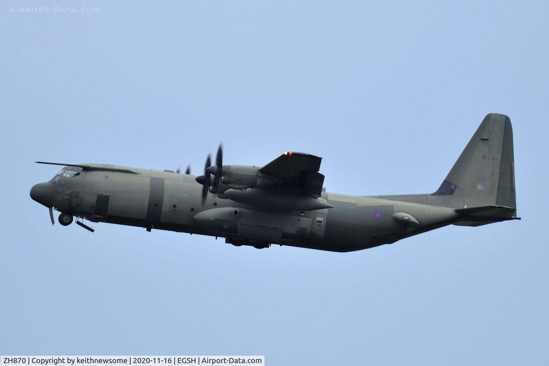 ZH870, 1997 Lockheed Martin C-130J-30 Hercules C.4 C/N 382-5445, First of several circuits today.