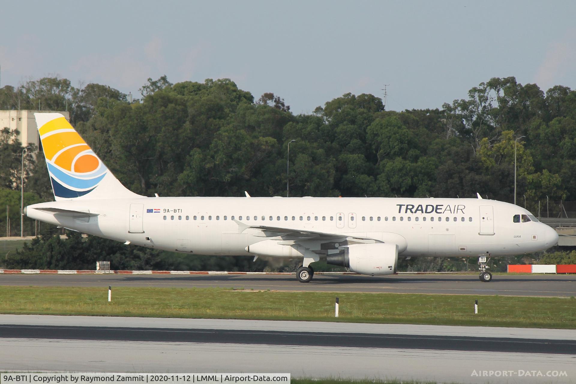 9A-BTI, 2004 Airbus A320-214 C/N 2189, A320 9A-BTI Trade Air