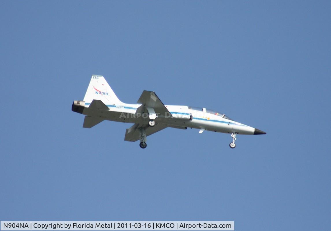 N904NA, Northrop T-38A C/N 63-8204, MCO spotting 2011