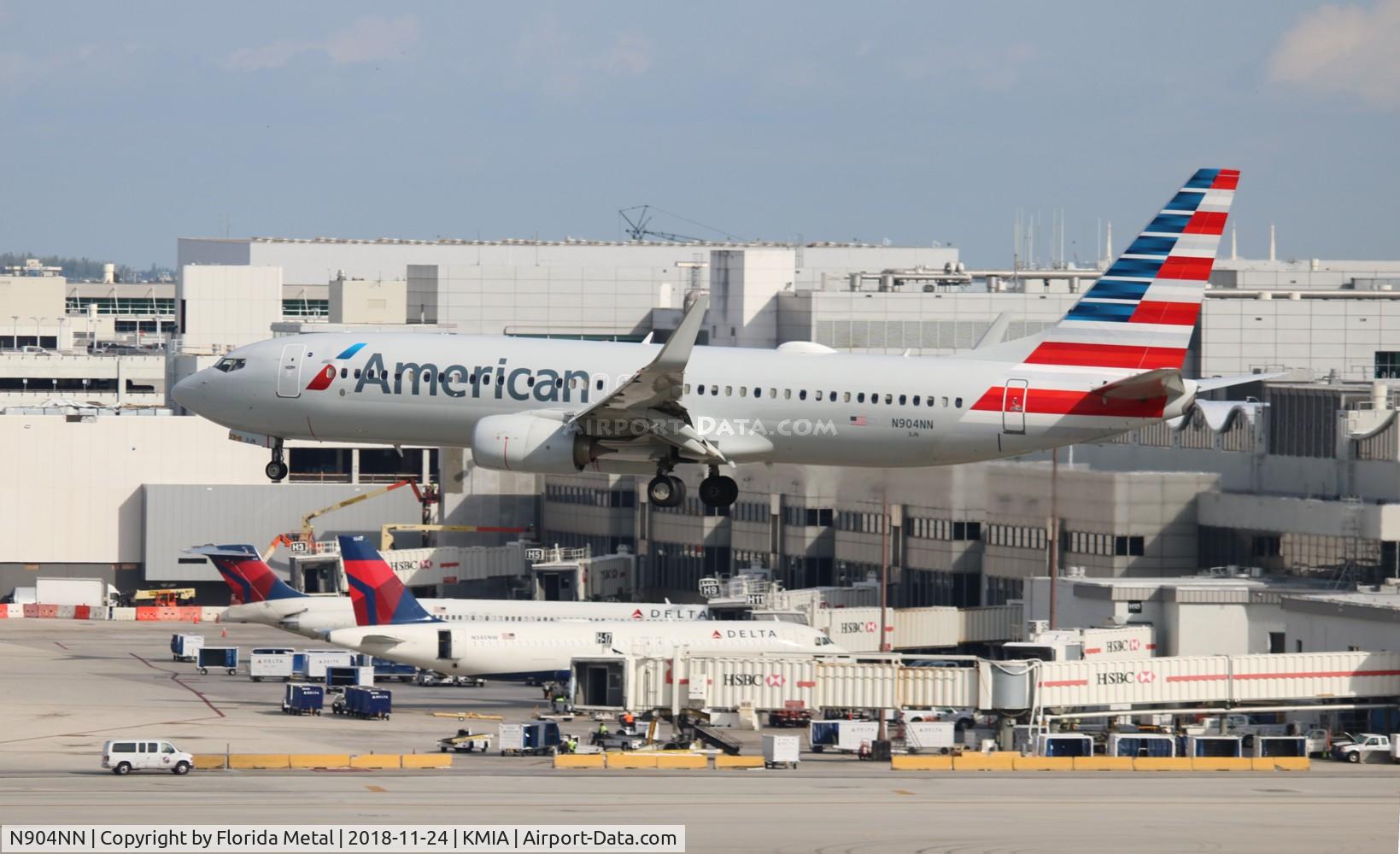 N904NN, 2012 Boeing 737-823 C/N 33317, MIA spotting 2018