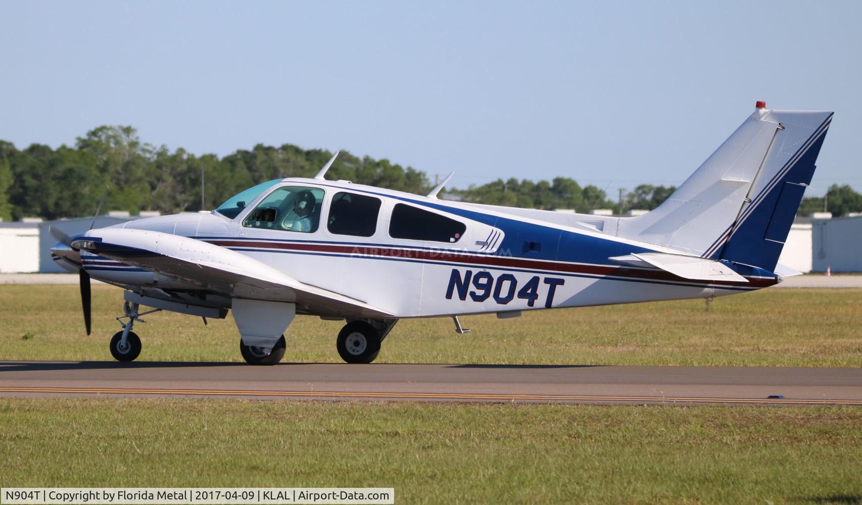 N904T, 1974 Beech 95-B55 (T42A) Baron C/N TC-1755, SNF LAL 2017