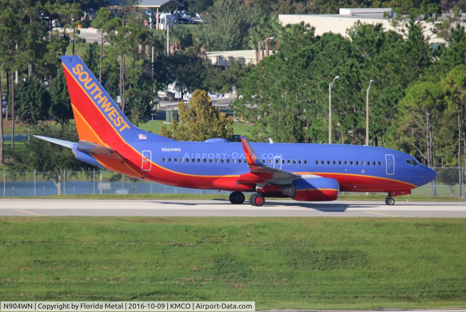 N904WN, 2008 Boeing 737-7H4 C/N 36616, MCO spotting 2016