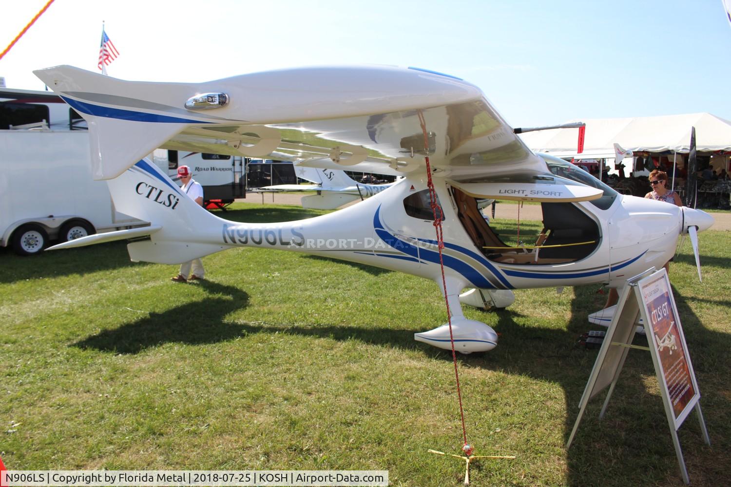 N906LS, 2017 Flight Design CTLS C/N F-17-07-03, EAA OSH 2018