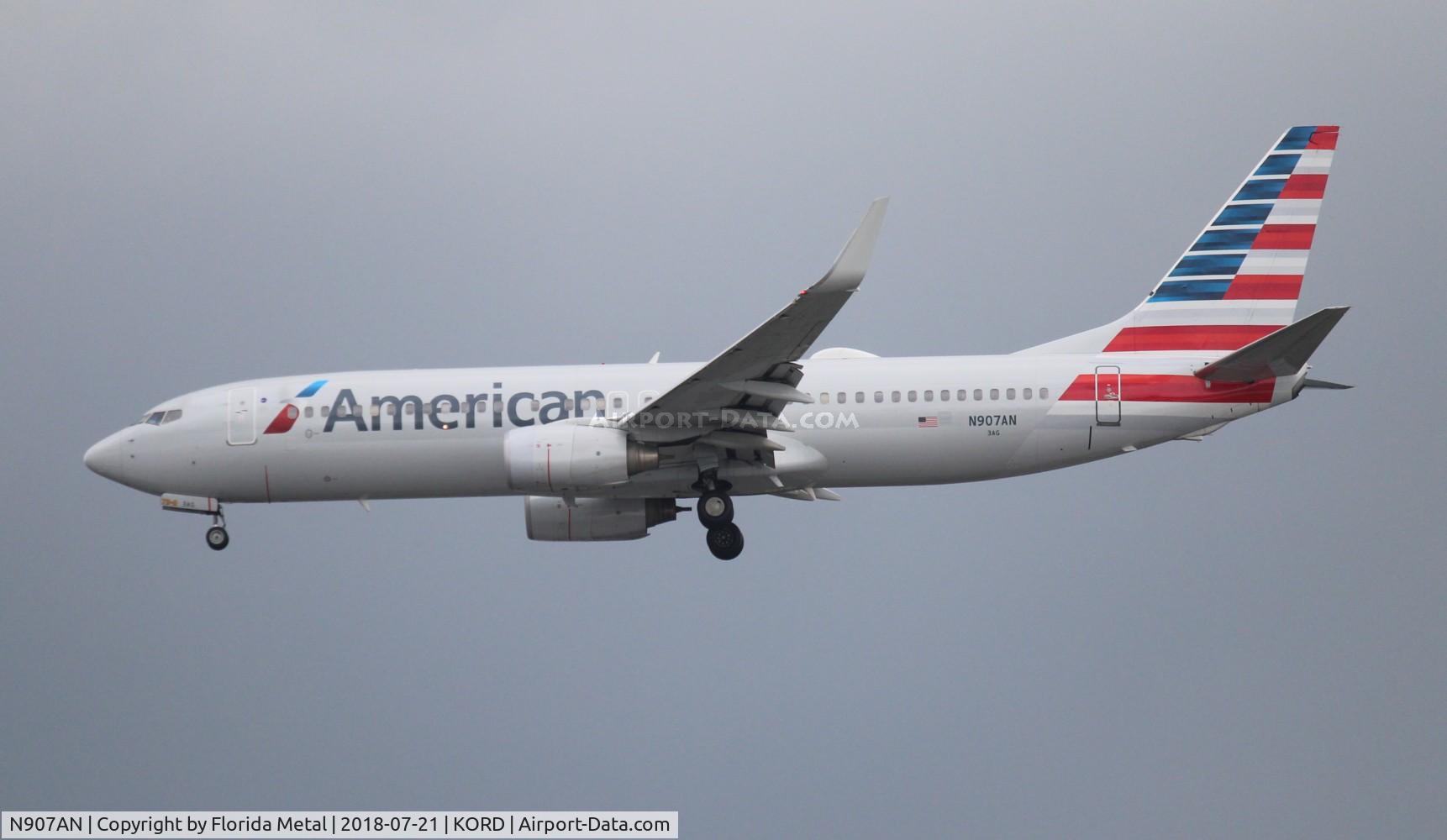 N907AN, 1999 Boeing 737-823 C/N 29509, ORD spotting 2018