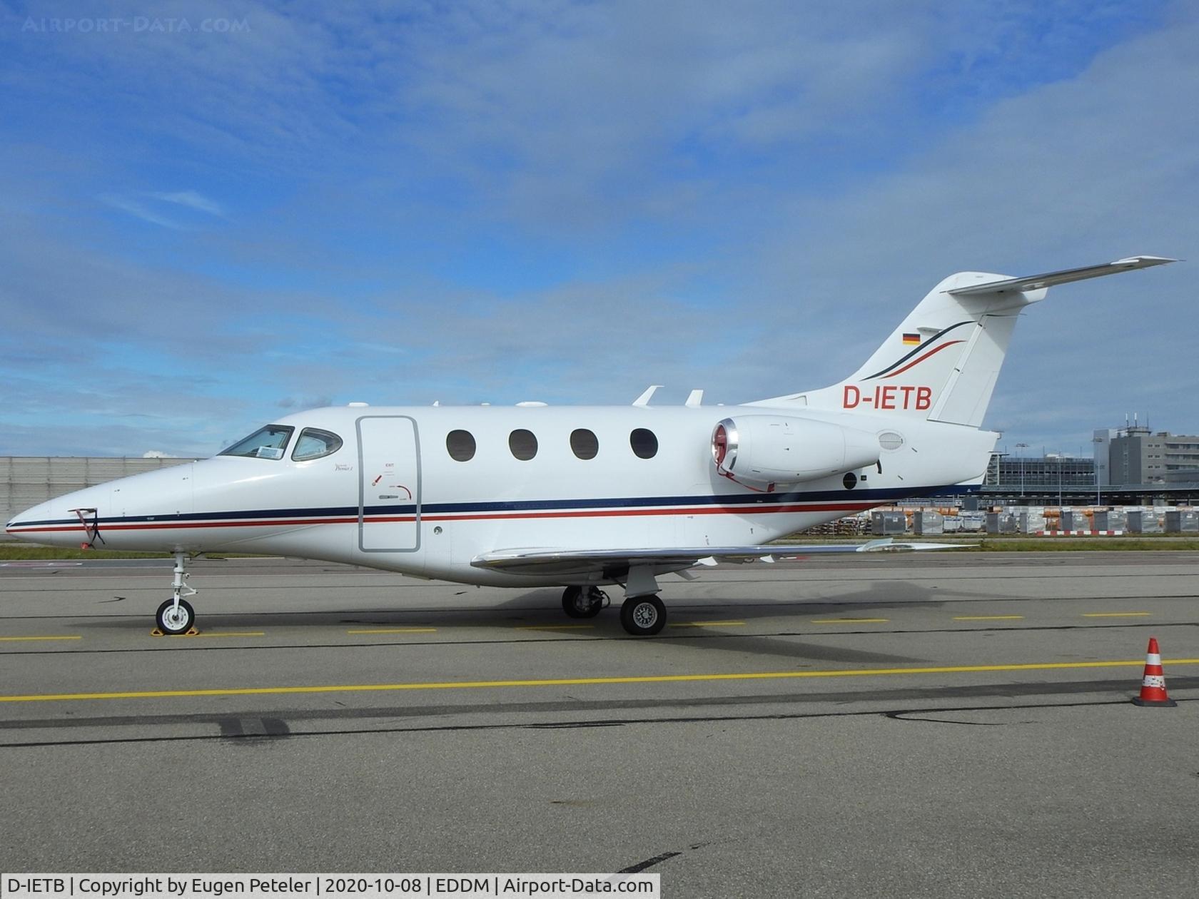 D-IETB, 2003 Raytheon 390 Premier I C/N RB-60, Resting