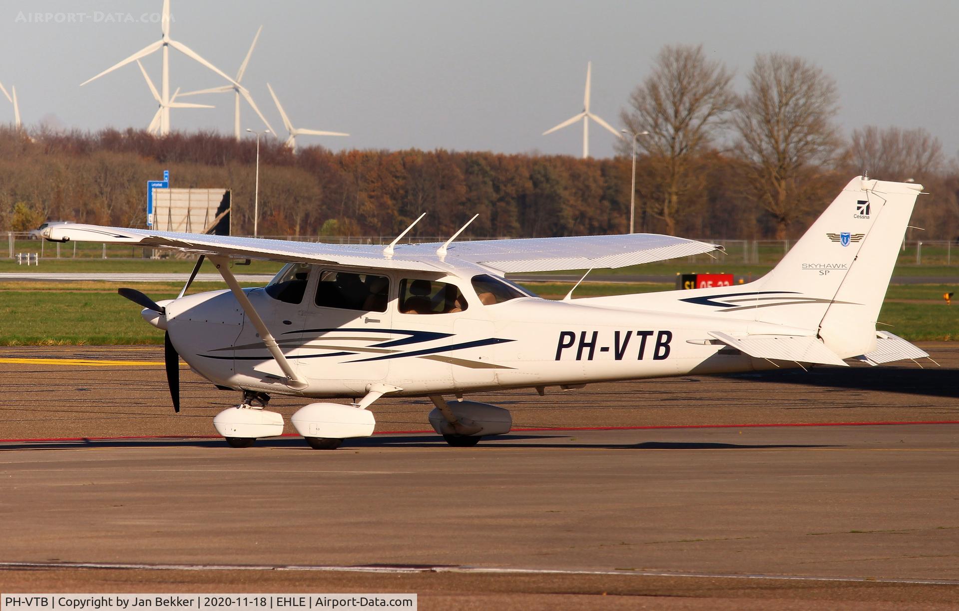PH-VTB, 2007 Cessna 172S Skyhawk SP C/N 172S10597, Lelystad Airport