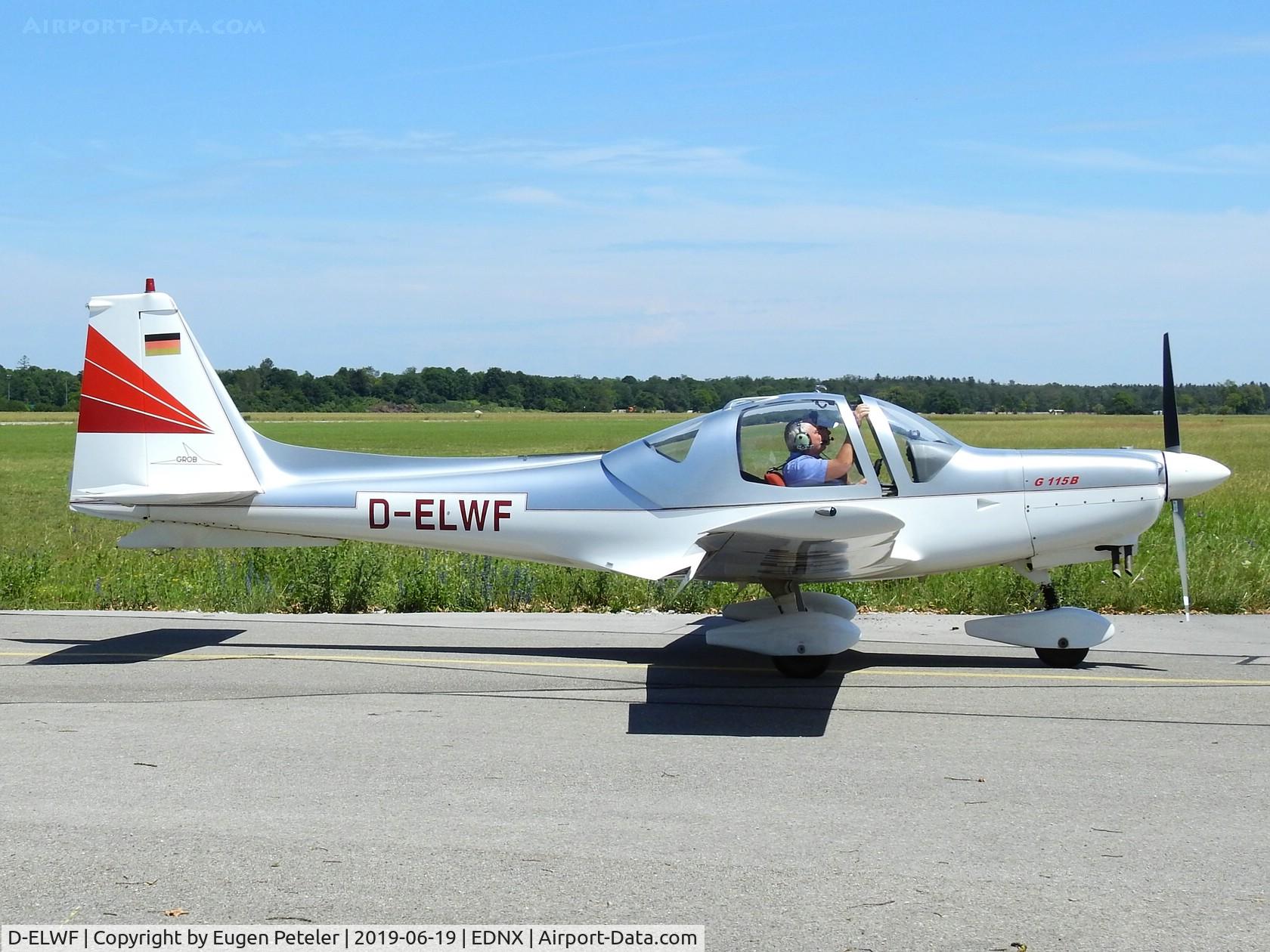D-ELWF, Grob G-115B C/N 8049, Taxiing in Schleissheim