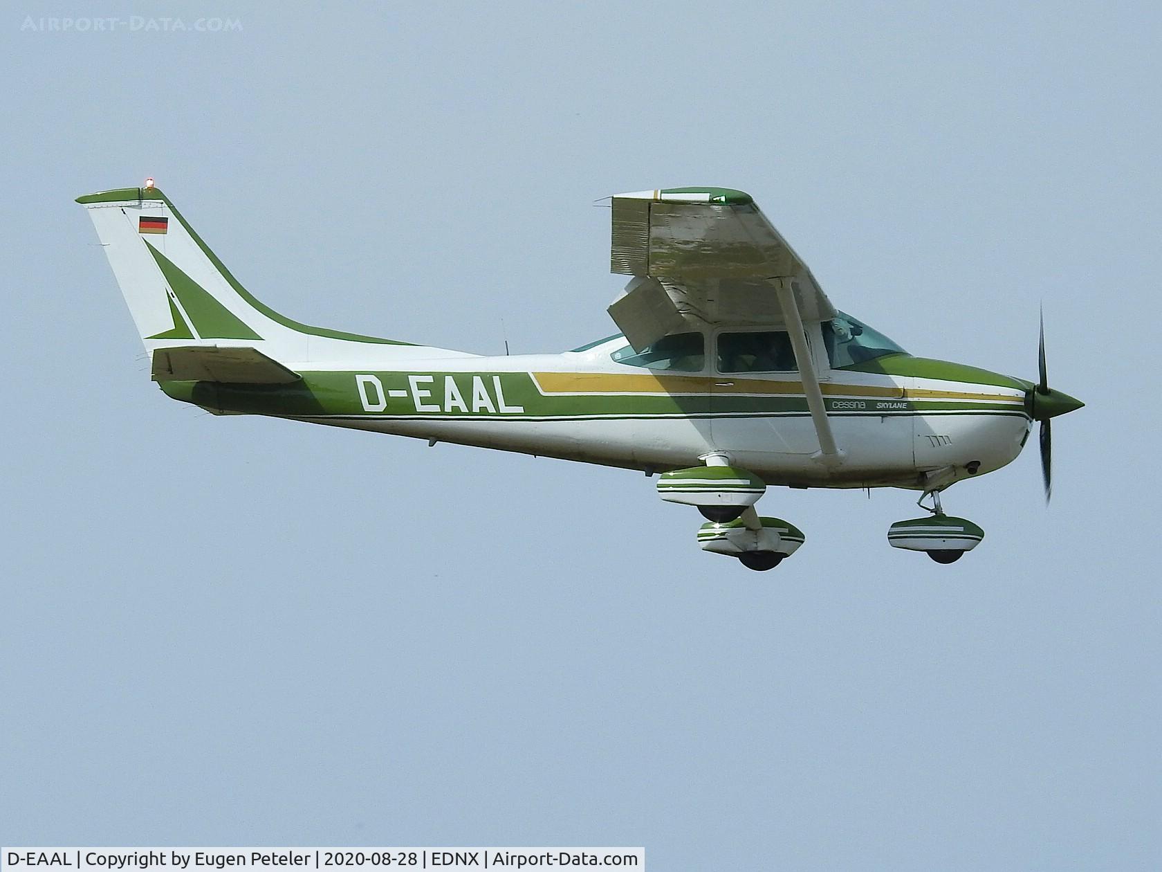 D-EAAL, Reims F182Q Skylane C/N F18200059, Approaching Schleissheim