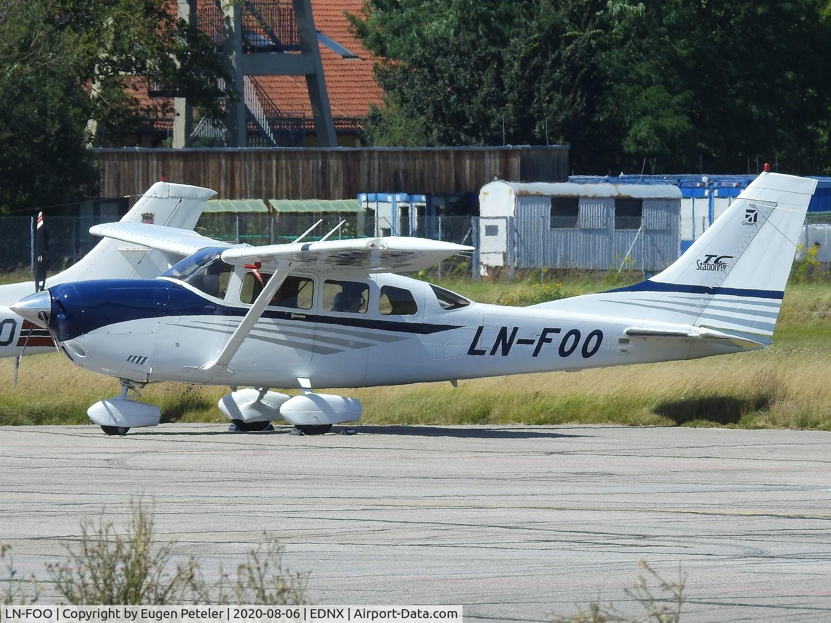 LN-FOO, 2004 Cessna T206H Turbo Stationair C/N T20608506, on the apron in Schleissheim