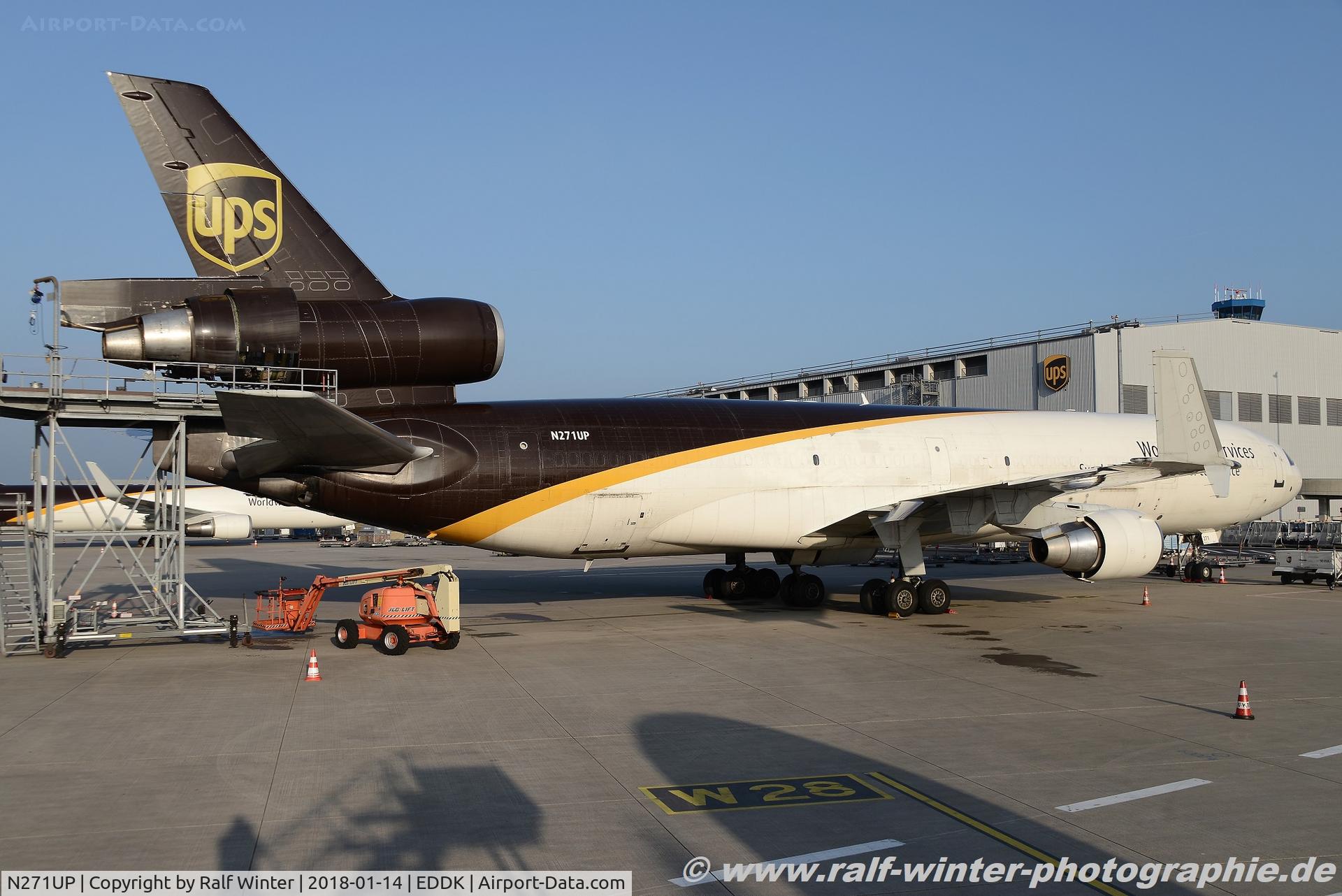 N271UP, 1993 McDonnell Douglas MD-11F C/N 48572, McDonnell Douglas MD-11F - 5X UPS United Parcel Service - 48572 - N271UP - 14.01.2018 - CGN