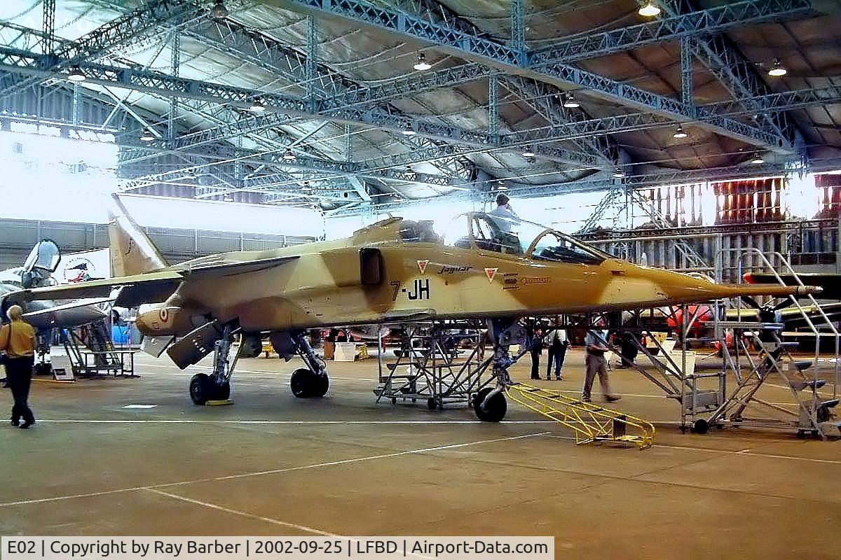 E02, 1968 Sepecat Jaguar E C/N 002, E02   Sepecat Jaguar E [E02] (Ex French Air Force / Conservatoire de l Air et de l Espace) Bordeaux-Merignac~F 25/09/2002