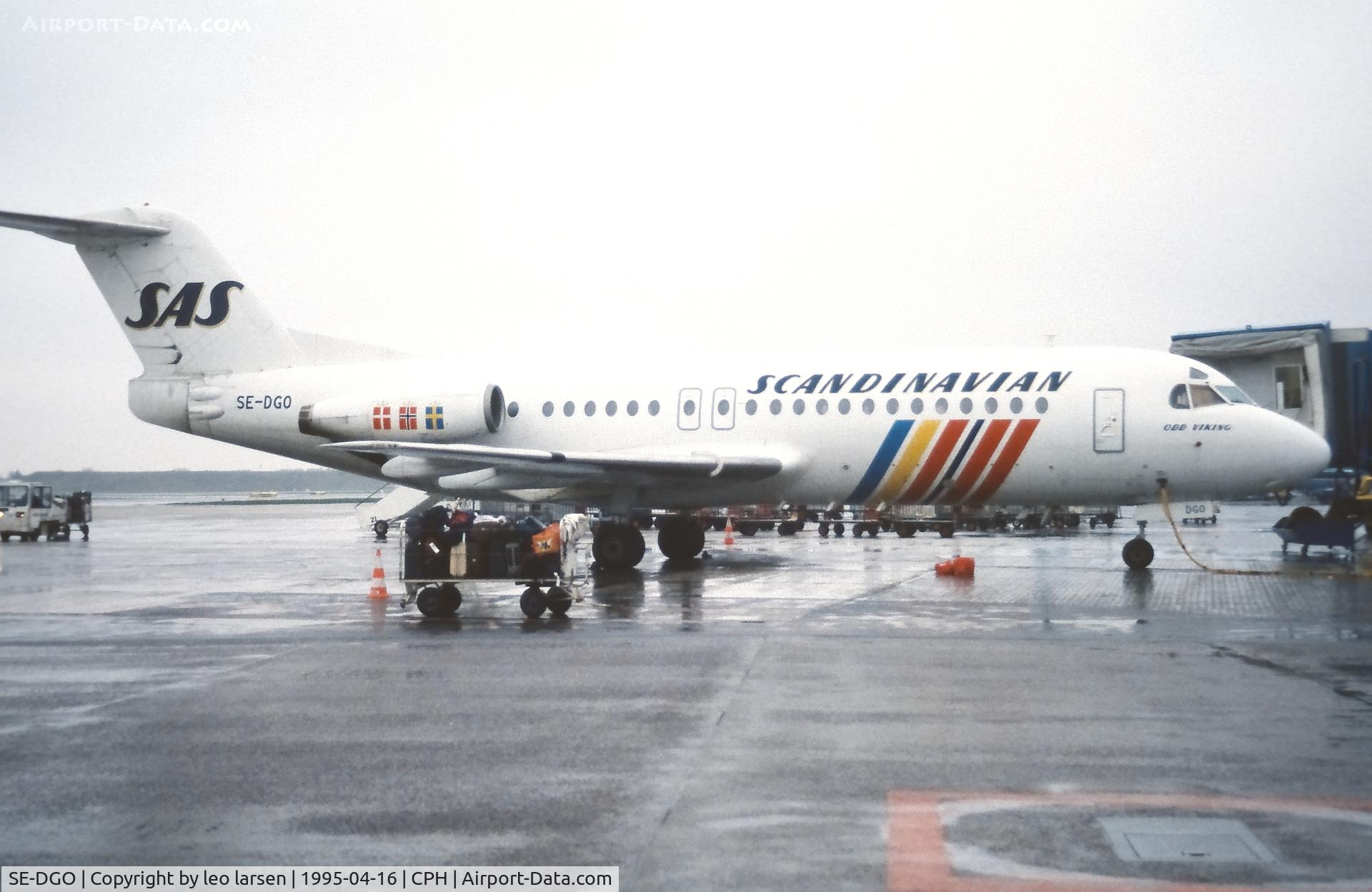 SE-DGO, 1982 Fokker F-28-4000 Fellowship C/N 11190, Copenhagen 16.4.1995