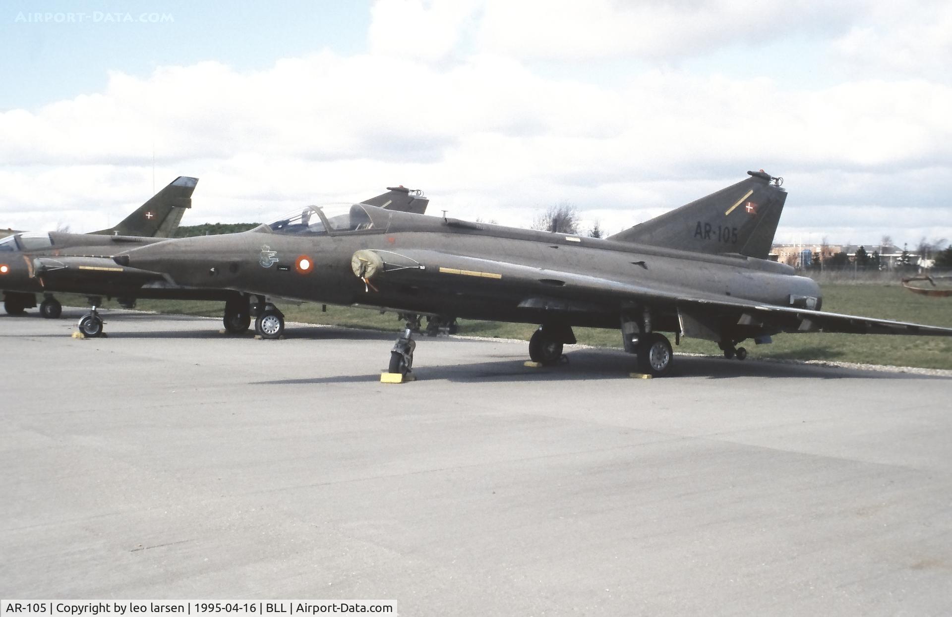 AR-105, 1971 Saab RF-35 Draken C/N 35-1105, Billund Museum 16.4.1995