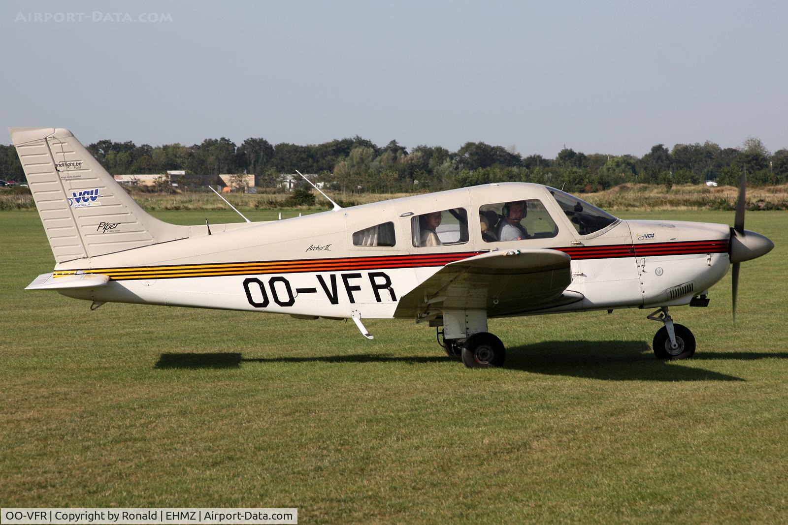 OO-VFR, Piper PA-28-181 Archer II C/N 2890200, at ehmz