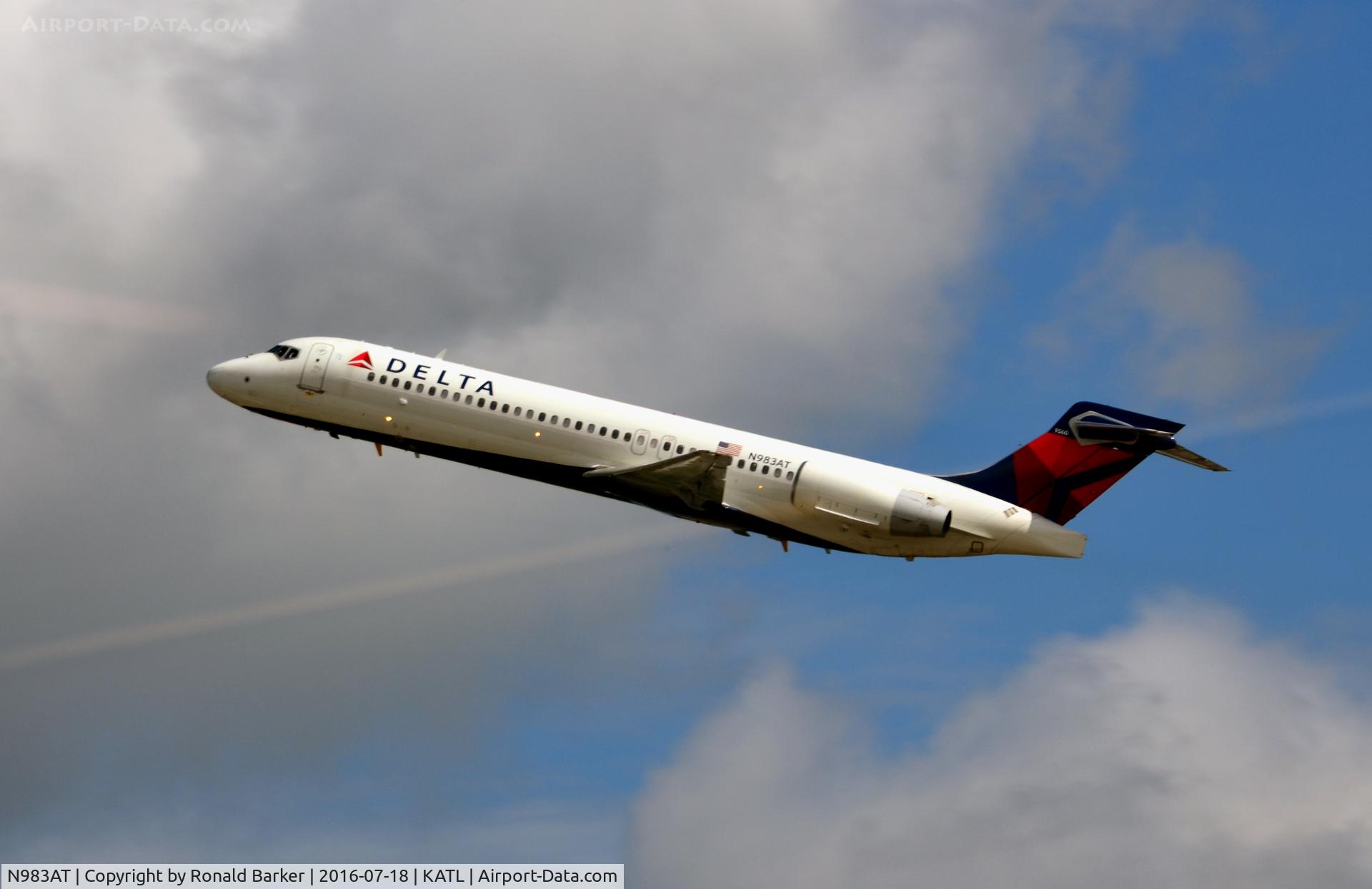 N983AT, 2005 Boeing 717-200 C/N 55052, Takeoff Atlanta