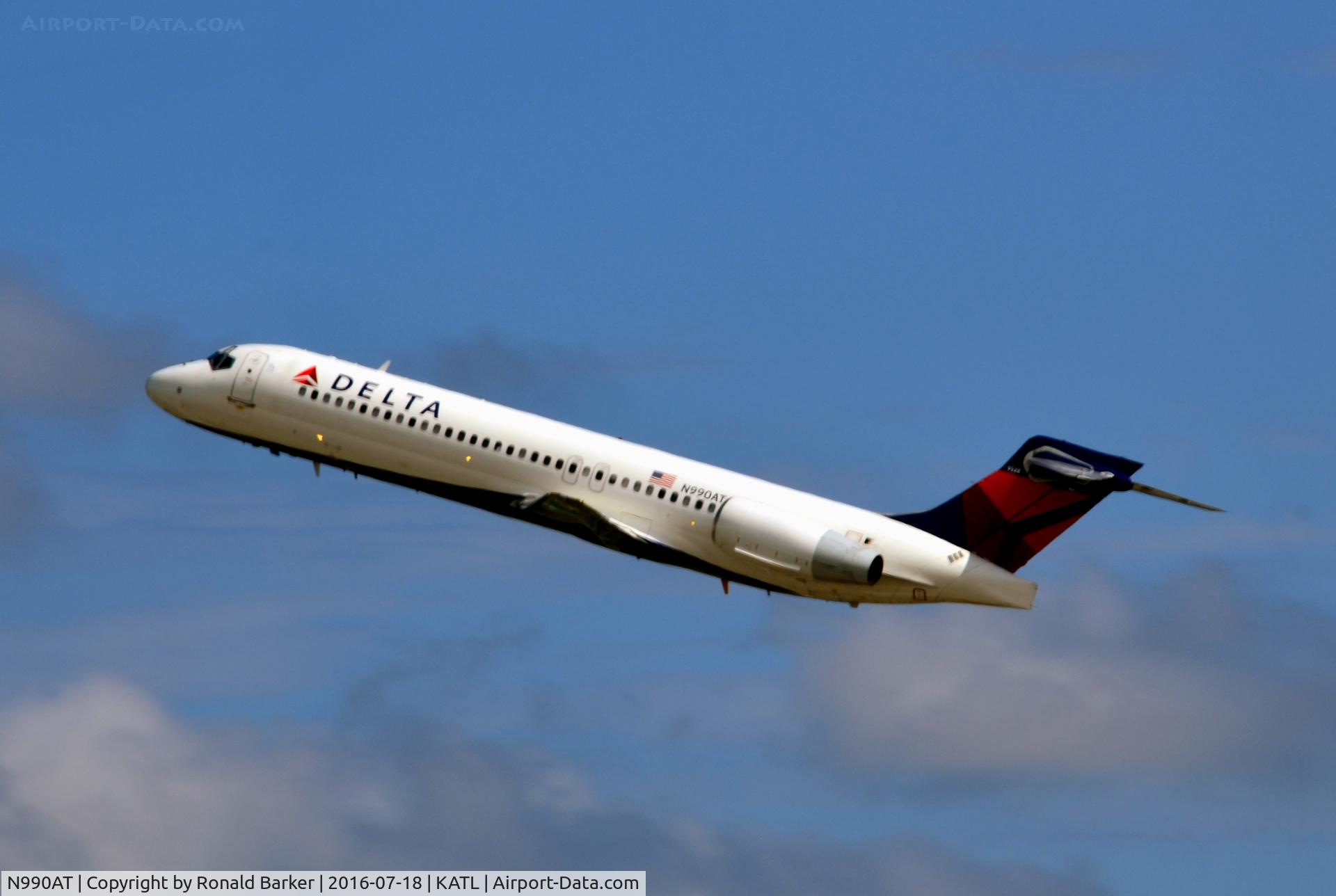 N990AT, 2001 Boeing 717-200 C/N 55134, Takeoff Atlanta