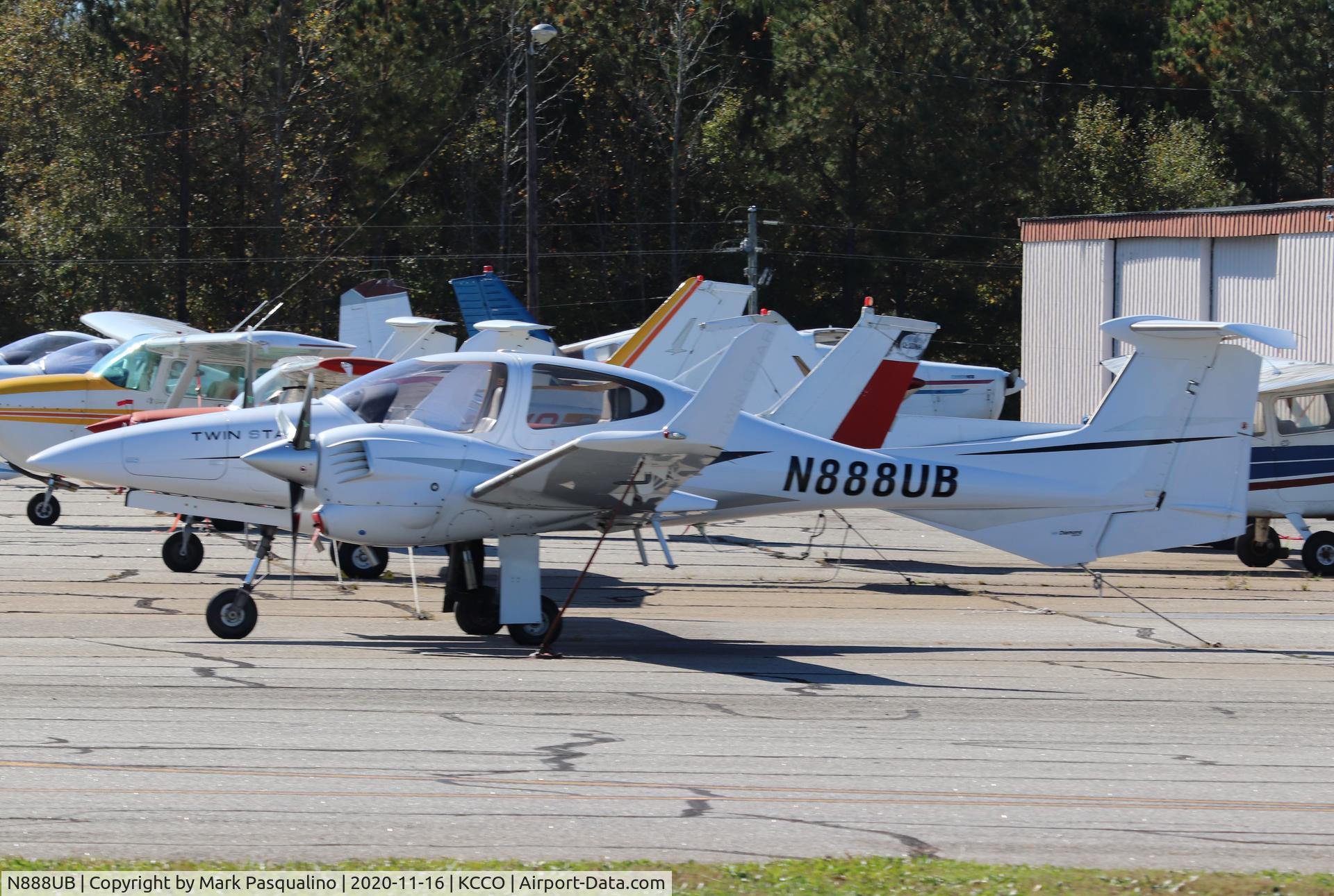 N888UB, 2006 Diamond DA-42 Twin Star C/N 42.AC004, Diamond DA 42