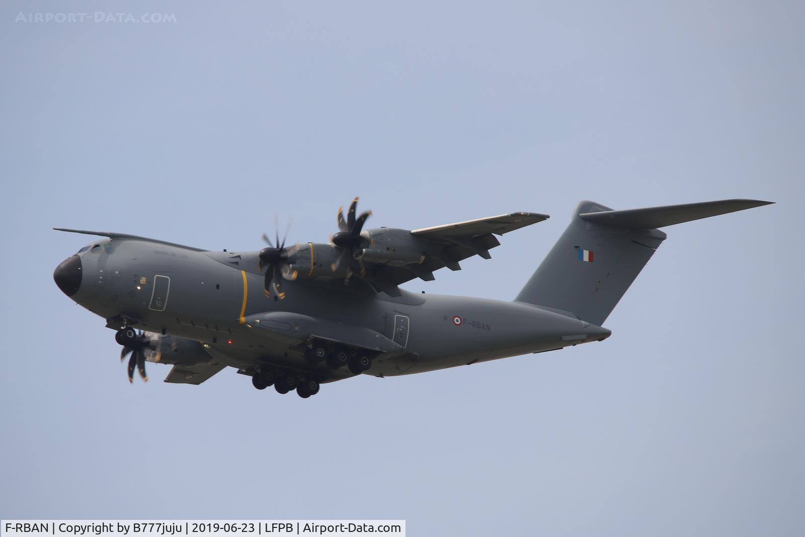 F-RBAN, 2018 Airbus A400M Atlas C/N 073, on display at SIAE 2019