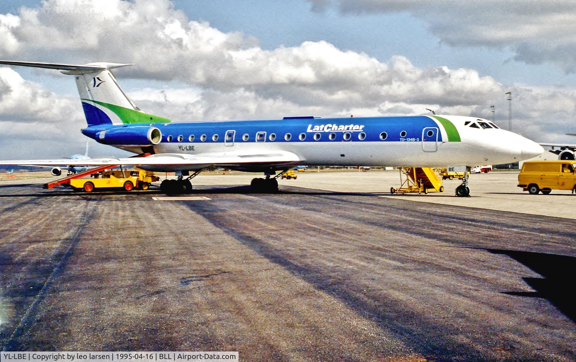 YL-LBE, 1980 Tupolev Tu-134B-3 C/N 63285, Billund 16.4.1995