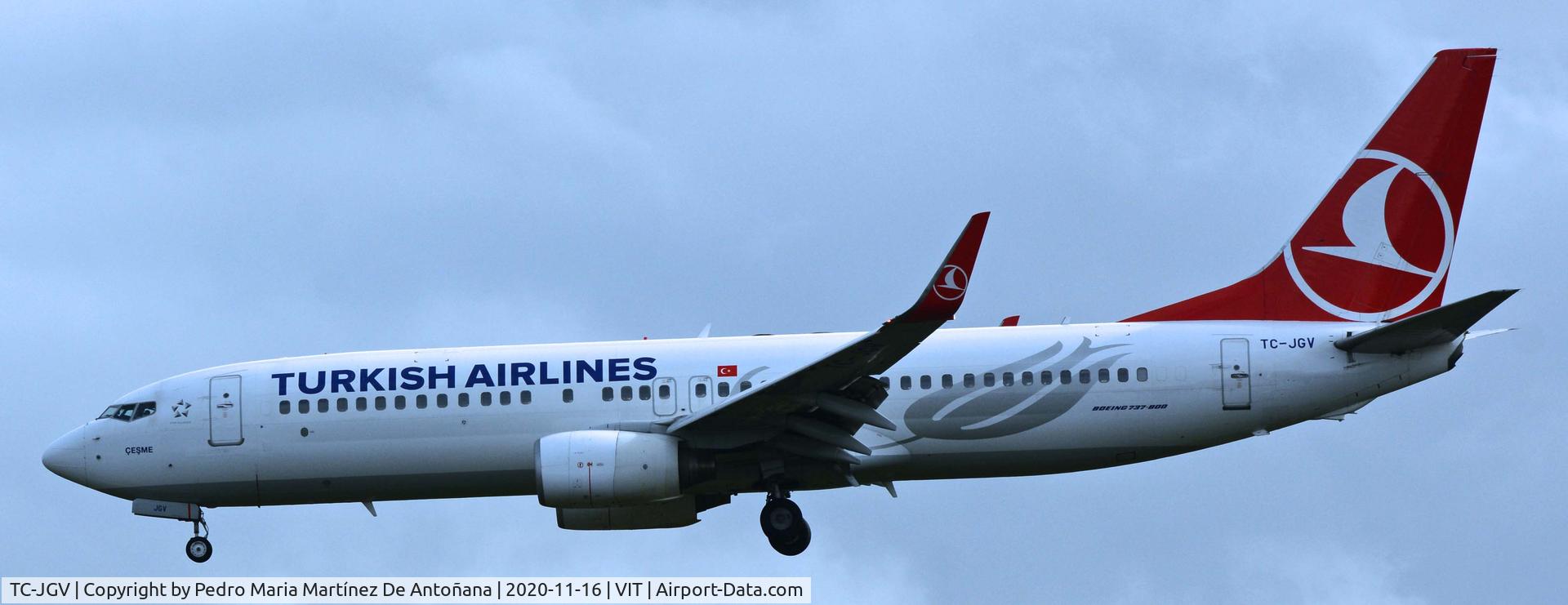 TC-JGV, 2006 Boeing 737-8F2 C/N 34419, Aeropuerto de Foronda - Vitoria-Gasteiz - Euskadi - España
