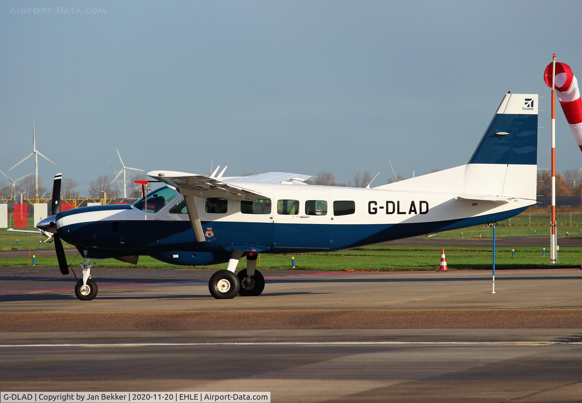 G-DLAD, 2011 Cessna 208B Grand Caravan C/N 20800533, Lelystad Airport
