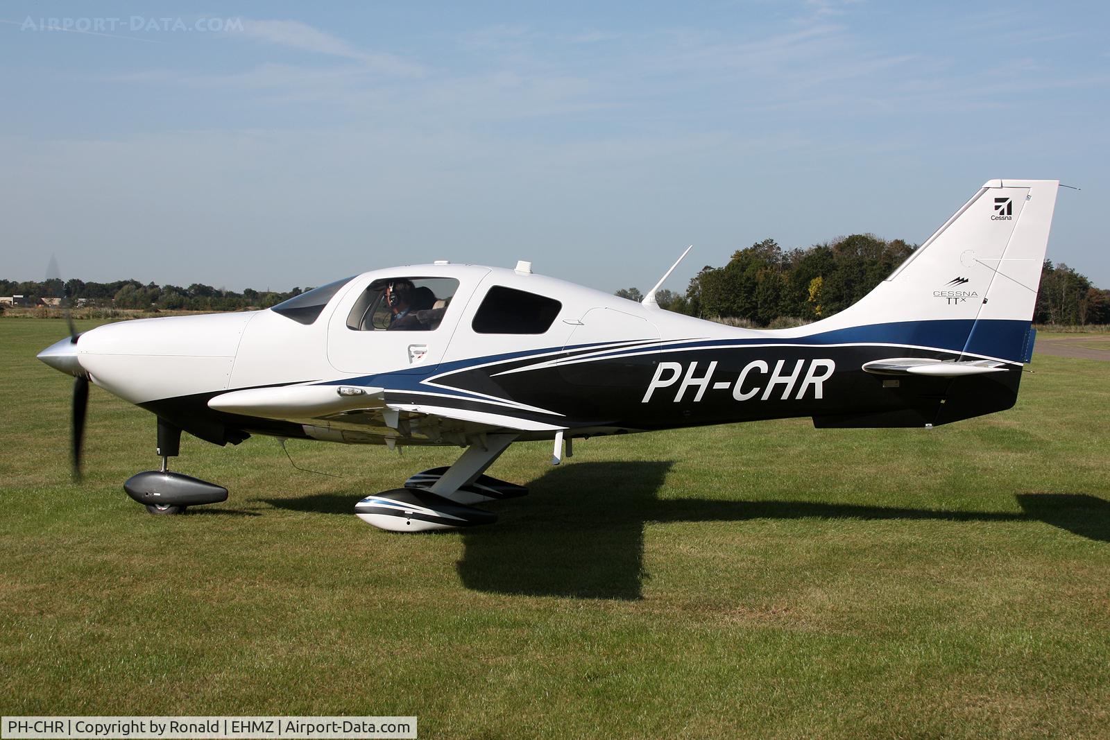 PH-CHR, 2014 Cessna T240 Corvalis TTx C/N T24002059, at ehmz