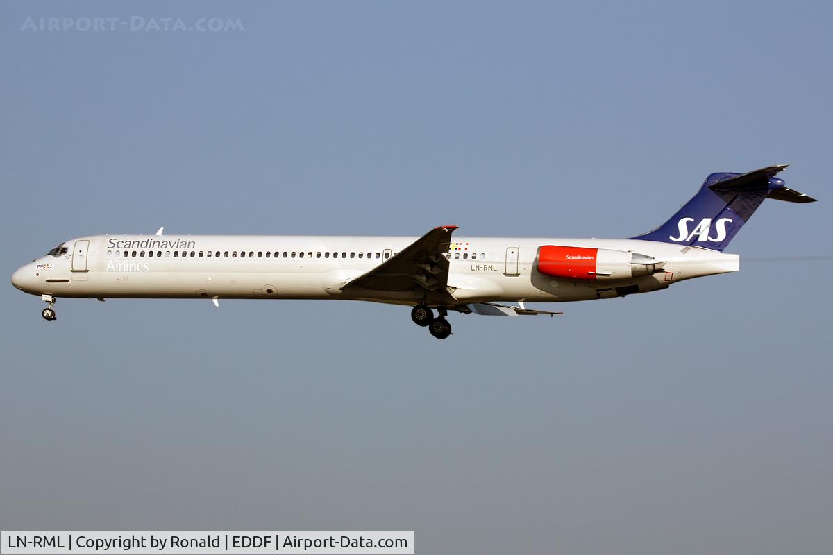 LN-RML, 1991 McDonnell Douglas MD-82 (DC-9-82) C/N 53002, at fra