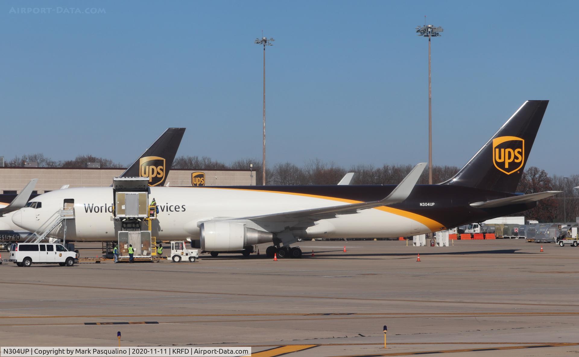 N304UP, 1995 Boeing 767-34AFER C/N 27242, Boeing 767-34AF/ER