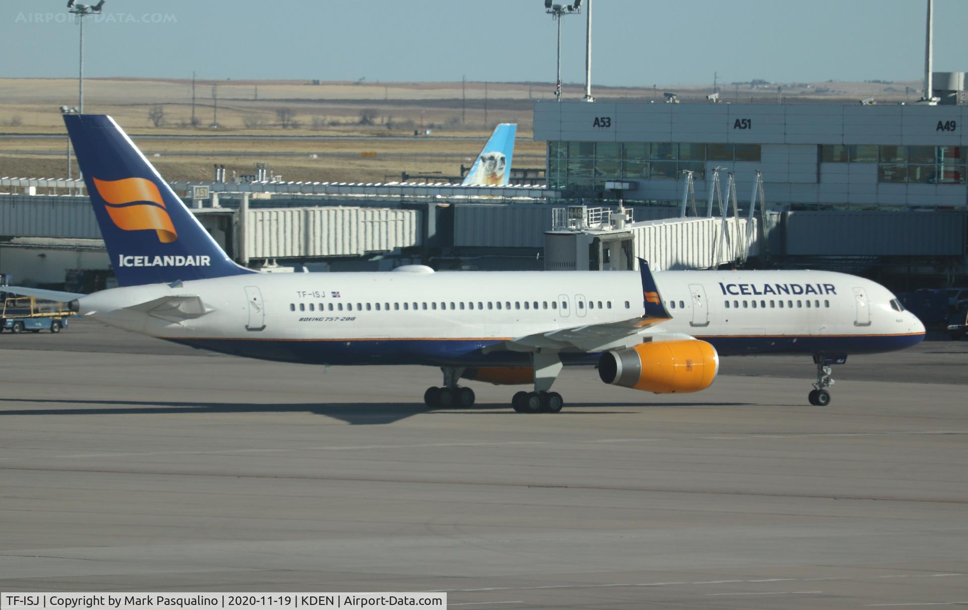 TF-ISJ, 1999 Boeing 757-256 C/N 26249, Boeing 757-256