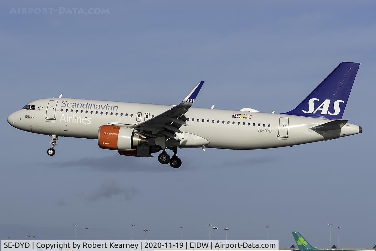 SE-DYD, 2017 Airbus A320-251N C/N 7951, Short final r/w 28L