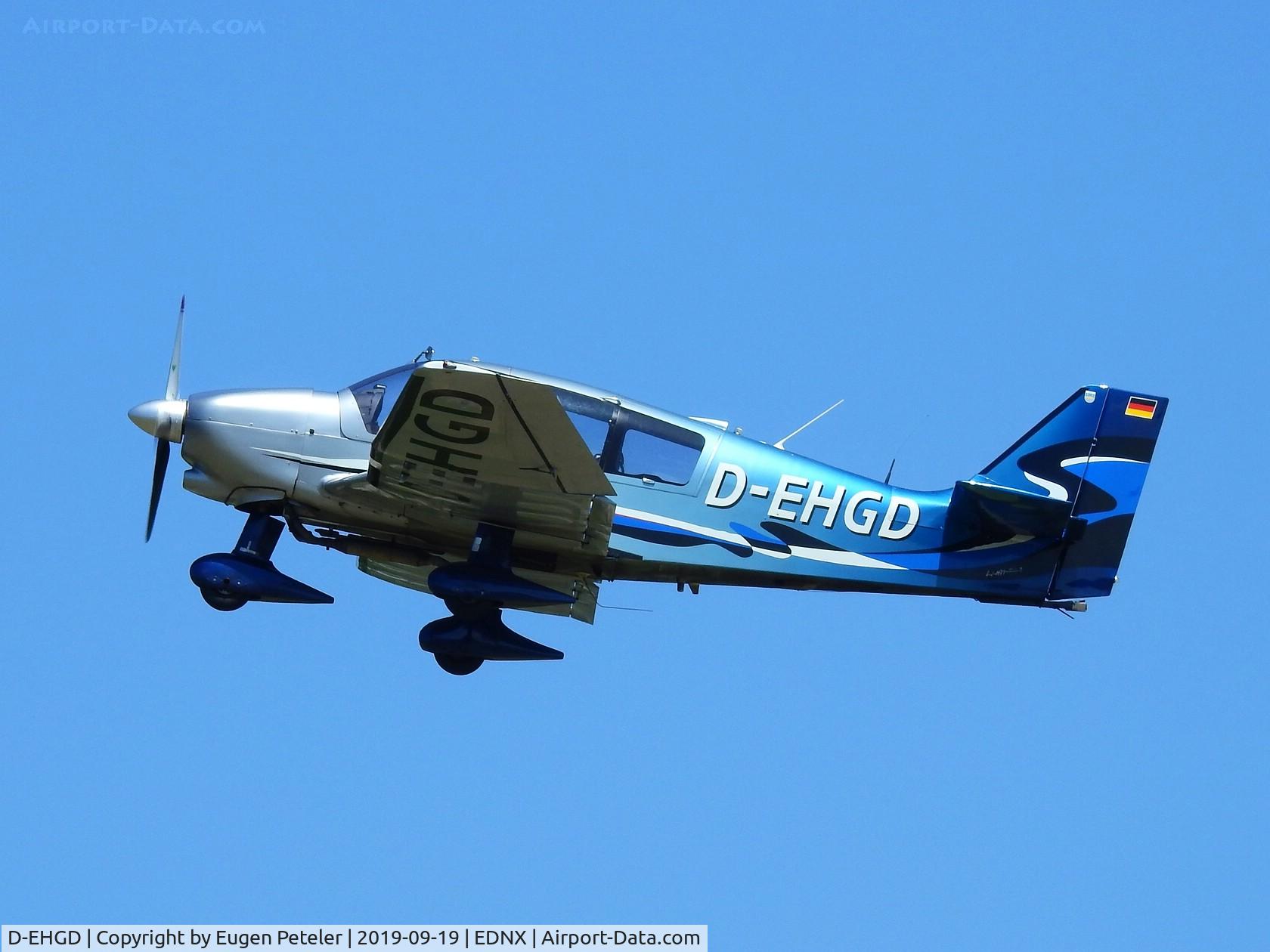 D-EHGD, Robin DR-400-180 Regent Regent C/N 2159, Departing from Schleissheim