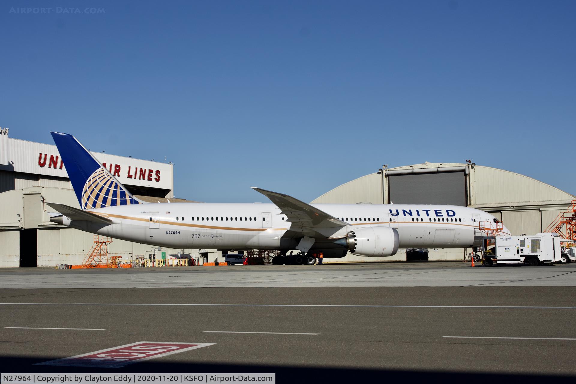 N27964, 2016 Boeing 787-9 Dreamliner C/N 37813, SFO 2020.