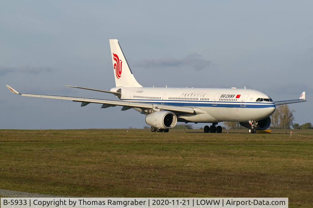 B-5933, 2013 Airbus A330-243 C/N 1471, Air China Airbus A330-200