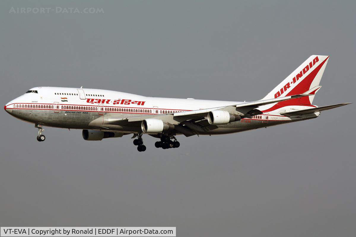 VT-EVA, 1996 Boeing 747-437 C/N 28094, at fra