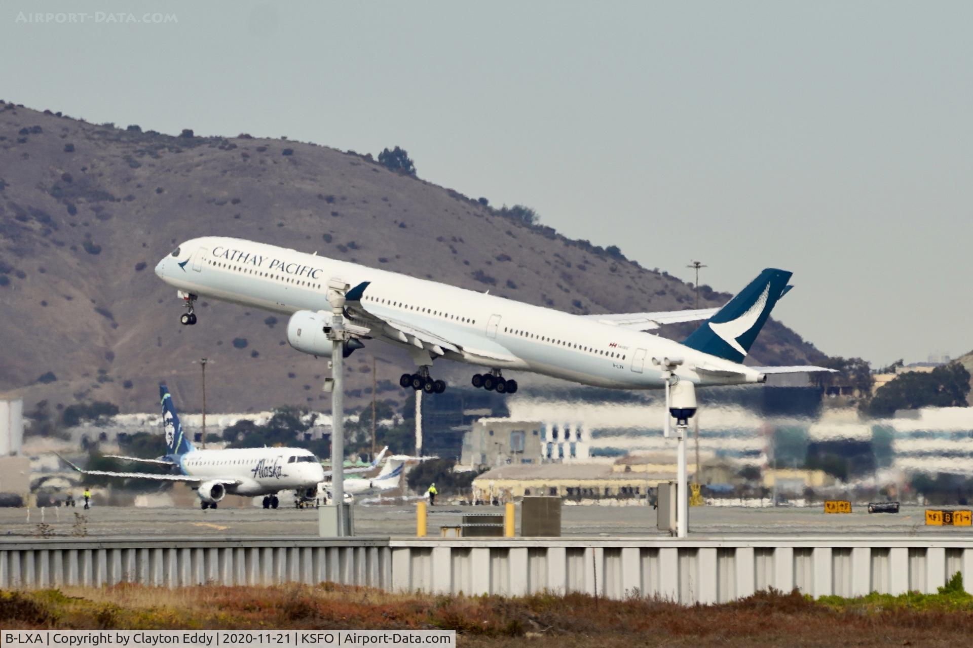 B-LXA, 2017 Airbus A350-1041 C/N 0118, SFO 2020.