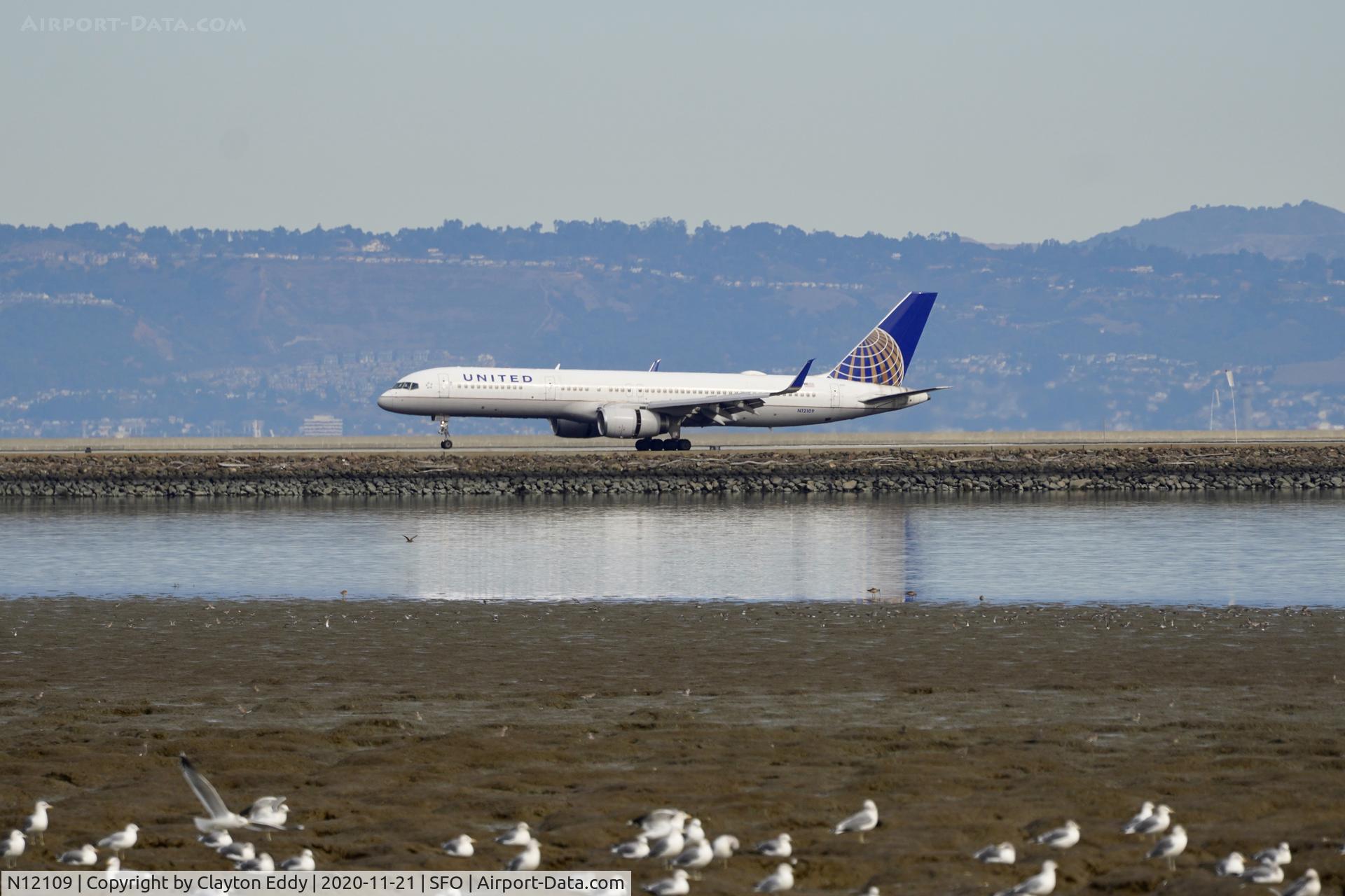 N12109, 1994 Boeing 757-224 C/N 27299, SFO 2020.