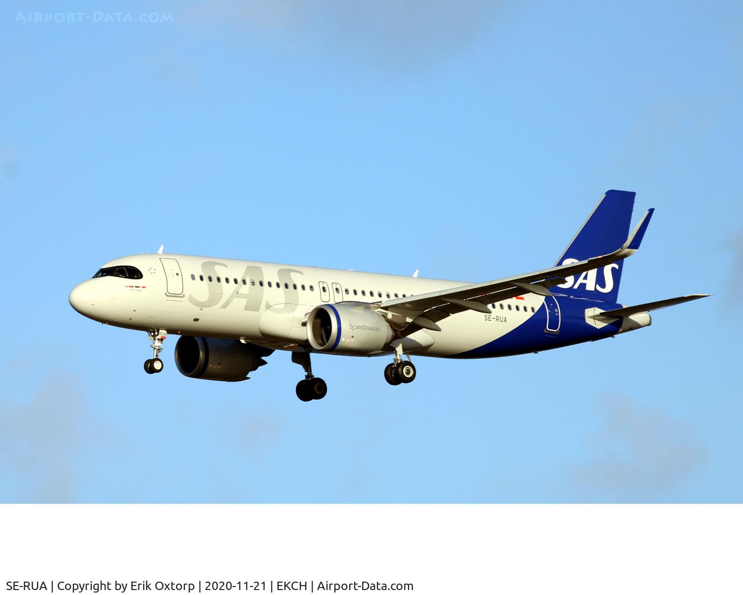 SE-RUA, 2020 Airbus A320-251N C/N 9520, SE-RUA landing rw 22L