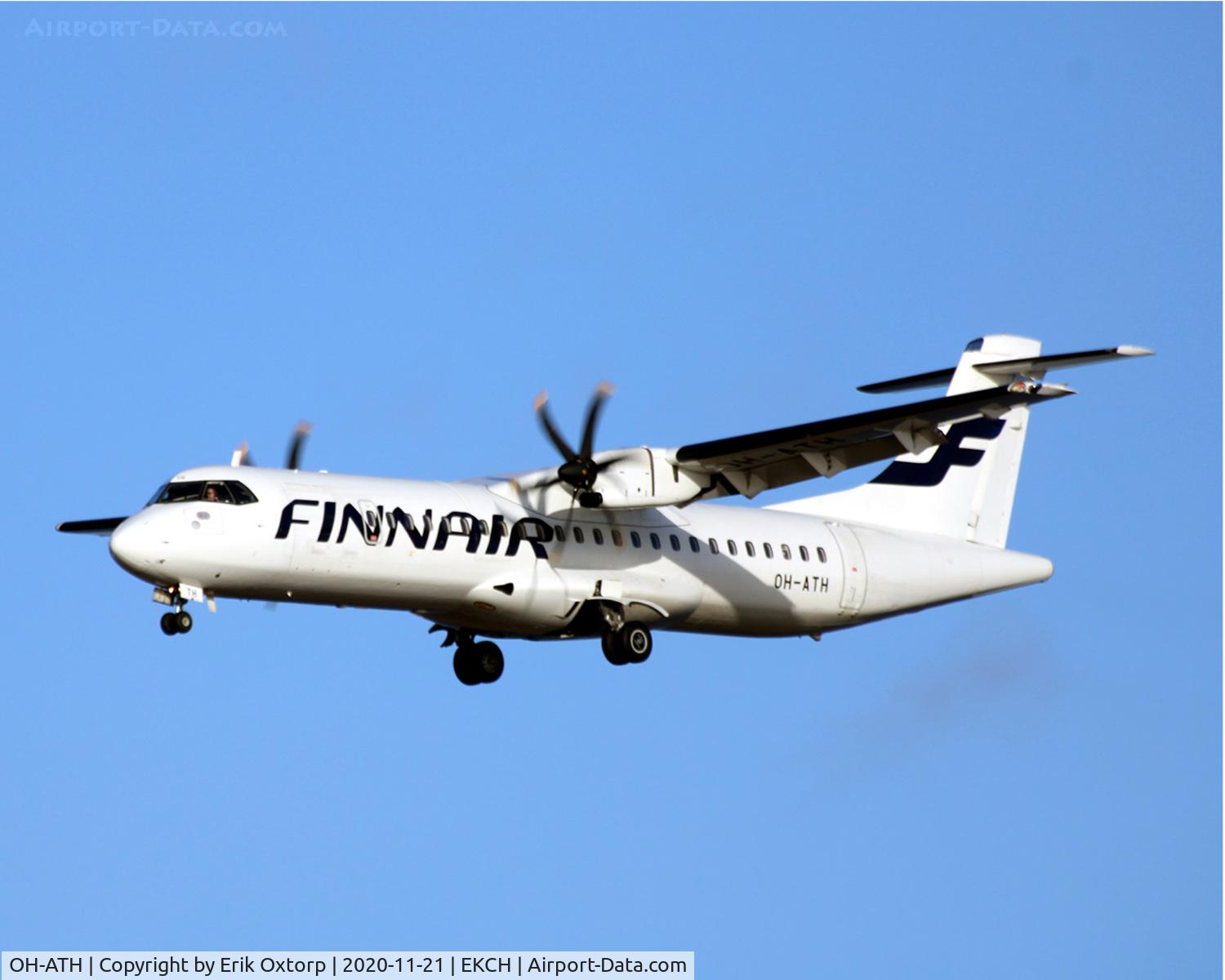 OH-ATH, 2007 ATR 72-212A C/N 769, OH-ATH landing rw 22L