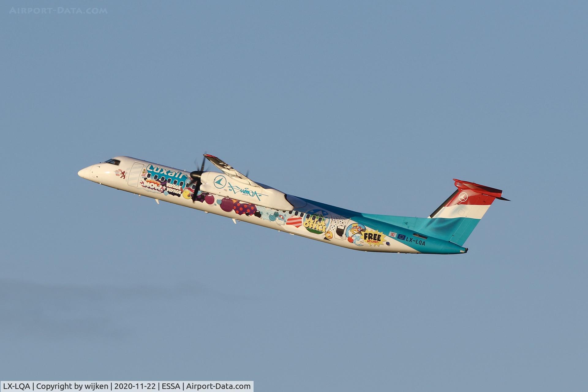 LX-LQA, 2014 De Havilland Canada DHC-8-402 Dash 8 C/N 4468, RWY 26