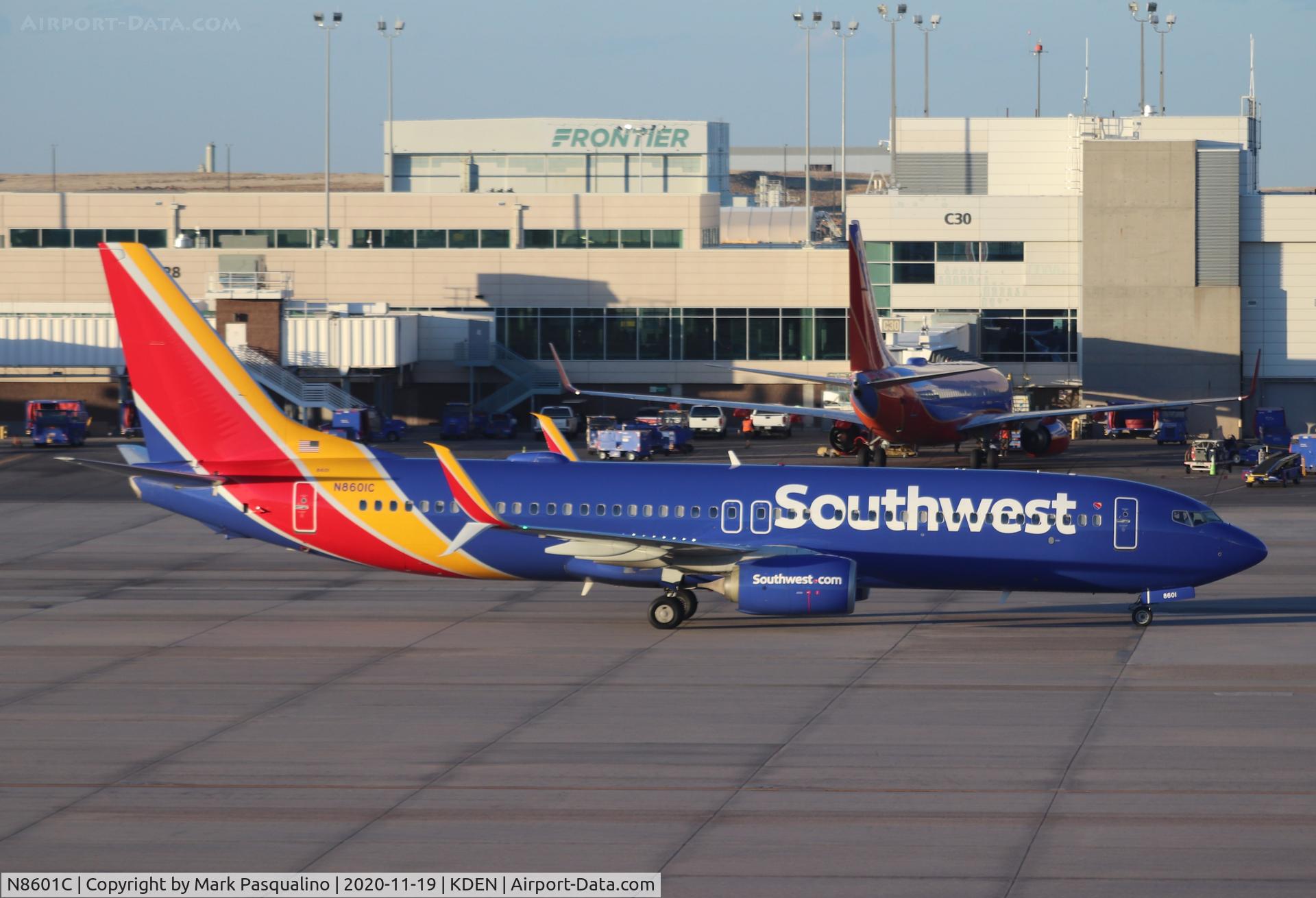 N8601C, 2012 Boeing 737-8H4 C/N 38874, Boeing 737-8H4