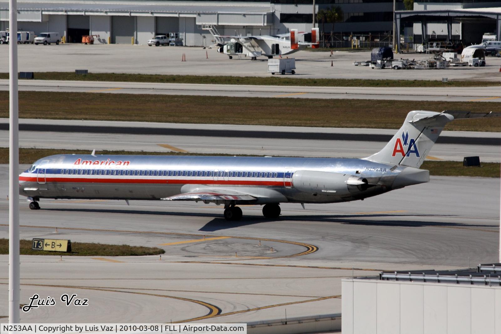 N253AA, 1984 McDonnell Douglas MD-82 (DC-9-82) C/N 49286, Americam Airlines